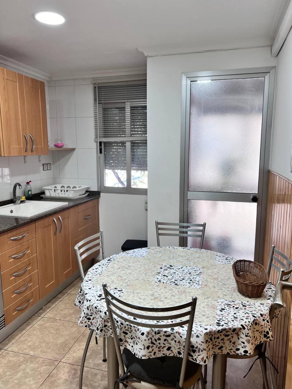 Plaza Sainetero Arniches Appartement Valencia Buitenkant foto